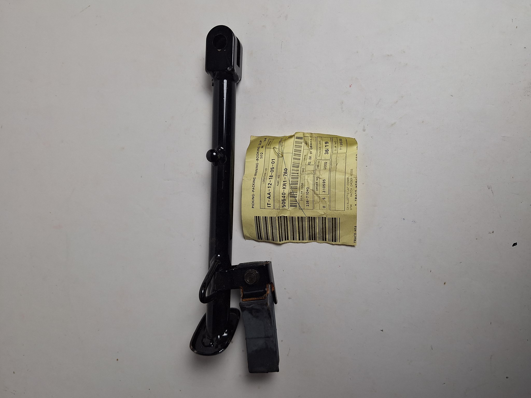 Picture of BAR ASSY.,SIDE ST  50540-KR1-760  NS 125 R2J
